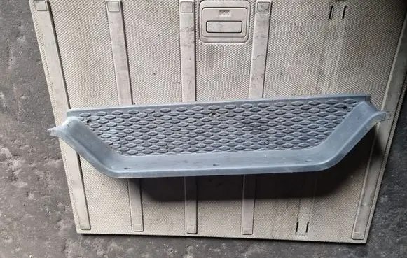 Iveco Daily 45 - 49.10 Rear sill trim cover 500331411