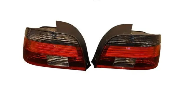 BMW 5 E39 Rear/tail lights 153587 153579 153588