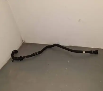 BMW 5 G30 G31 Engine coolant pipe/hose 8573234