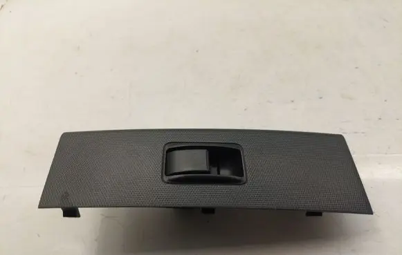 Toyota Corolla Verso AR10 Electric window control switch 848100F010 742310F030