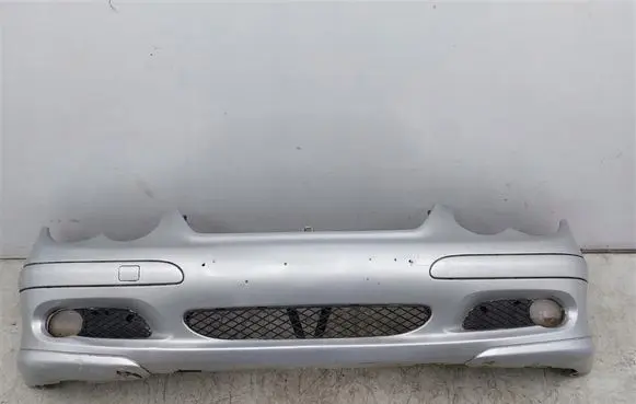 Mercedes-Benz C AMG W203 Front bumper 