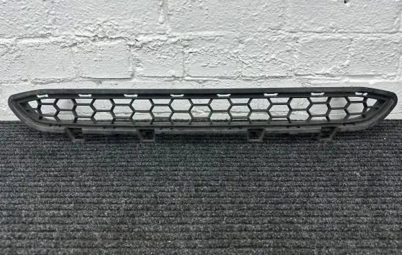 BMW X5M F85 Front bumper lower grill 8056258