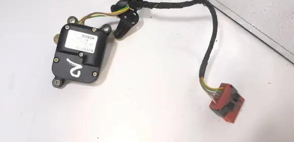 Audi A6 S6 C4 4A Air flap motor/actuator 4A0820511B 0132801022