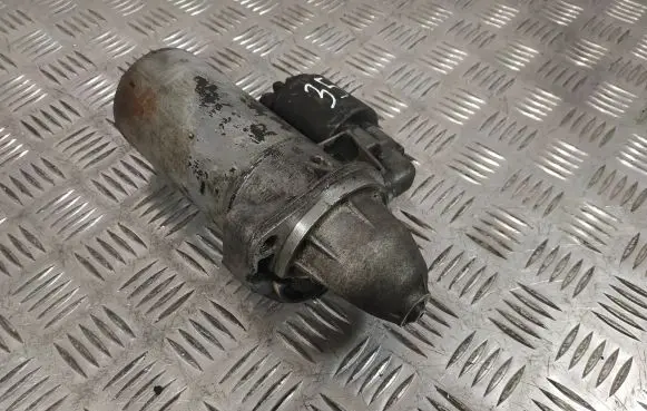 Mercedes-Benz E W124 Starter motor 0001108003