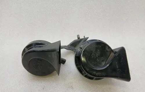 Porsche 911 996 Horn buzzer relay 99663520604