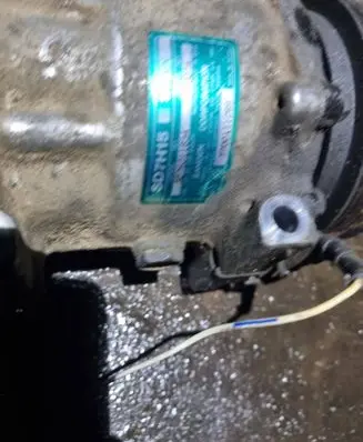 Renault Laguna I Air conditioning (A/C) compressor (pump) SD7N15