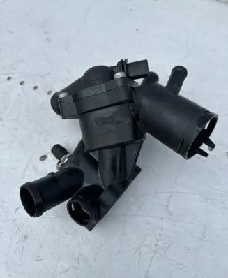 Volkswagen Golf V Engine coolant pipe/hose 5482010 5385296 5447271