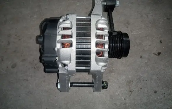 Hyundai ix20 Generator/alternator