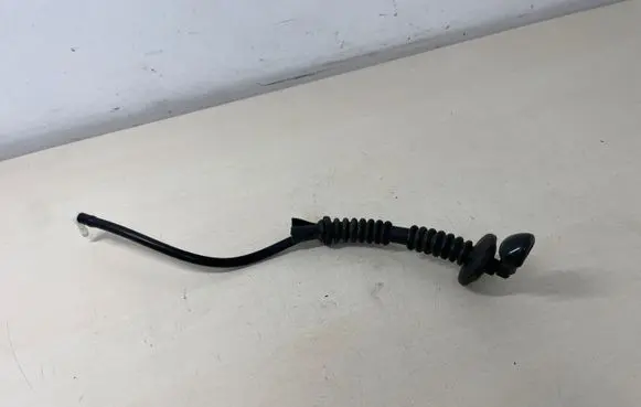 Toyota Avensis T270 Rear window washer spray nozzle 48010