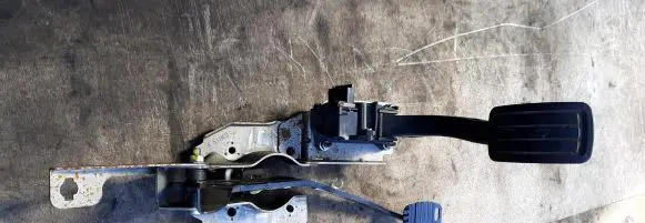 Citroen C4 II Pedal assembly 