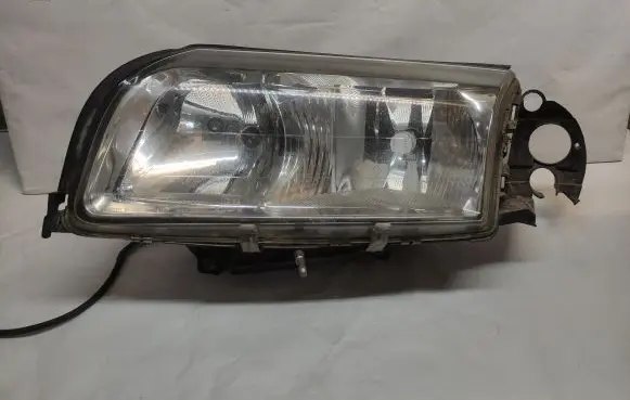 Volvo S80 Headlight/headlamp 04HCR3002A 89006414 8662867