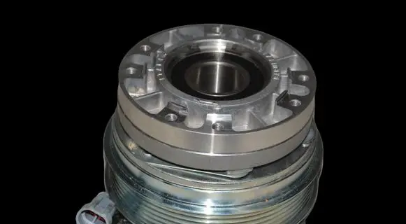 Iveco Daily 6th gen Viscous fan clutch 