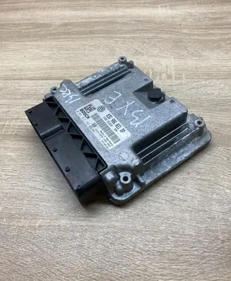 Volkswagen PASSAT B6 Engine control unit/module ECU 03G906021DP 0281012742