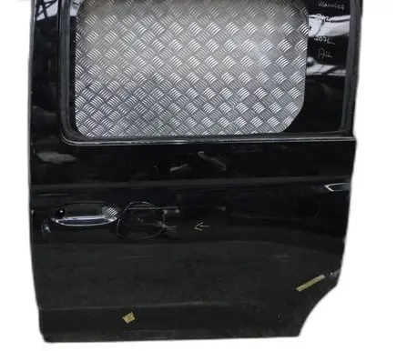 Volkswagen Caddy Front door 2K4843207L
