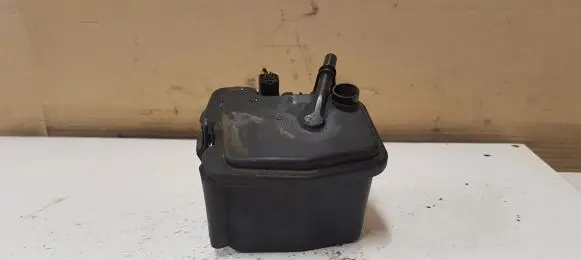 Peugeot 308 Fuel filter 93051080