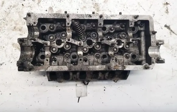 Audi A6 S6 C5 4B Engine head 059e