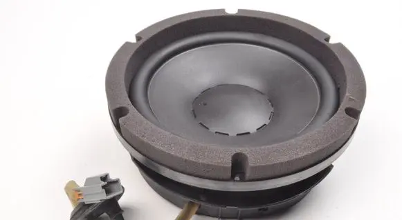 Volvo C70 Front door speaker 30797741