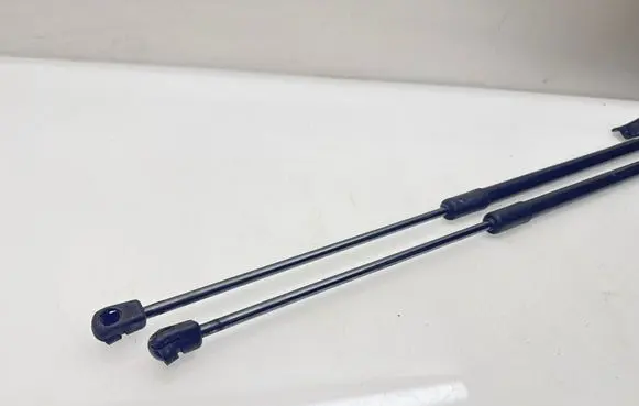 Cupra Formentor Tailgate/trunk strut/damper 5FF827550A 8793250385N