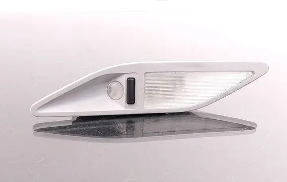 BMW 5 E39 Rear seat light 8363611