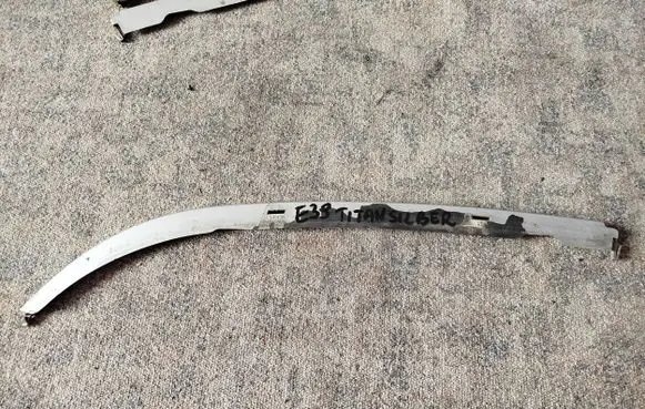 BMW 5 E39 Under headlight/headlamp trim 51138159306 titansilber 8159306