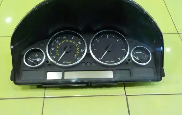 Land Rover Range Rover L322 Speedometer (instrument cluster) TP200