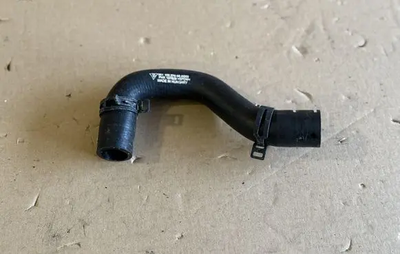 Porsche 911 992 Engine coolant pipe/hose 98110627500