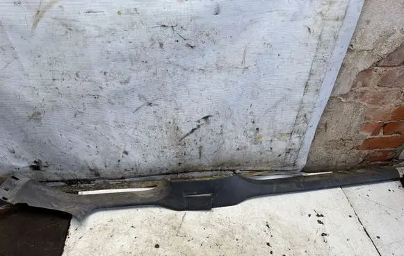 Volkswagen Golf V Front sill trim cover 1K5853371