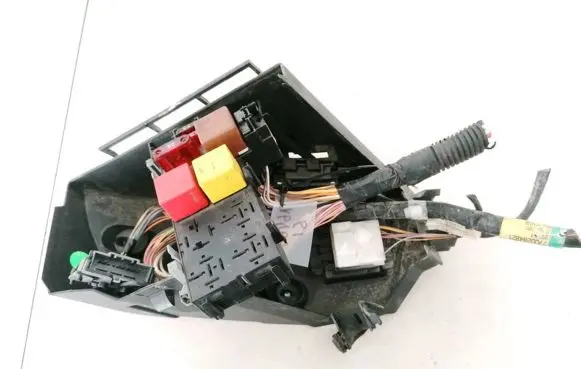 Renault Scenic I Fuse box set 7700284821