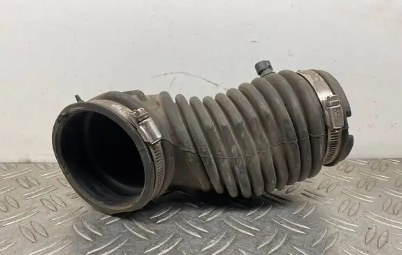 Chevrolet Blazer Air intake duct part 25173861