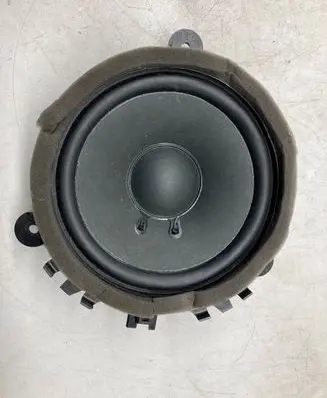 Volvo XC60 Rear door speaker 30657445 15W20