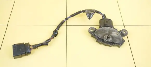 Volkswagen Touareg I Torque split ecu control unit/module 1607024125 20SP44