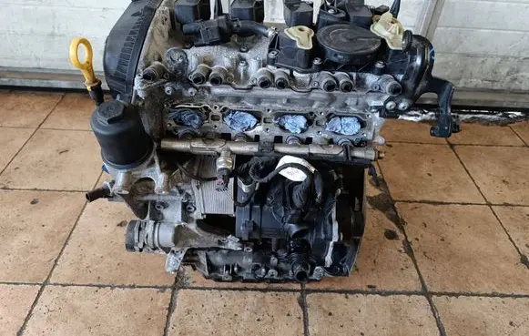 Volkswagen Tiguan Engine DGU 06K103023E