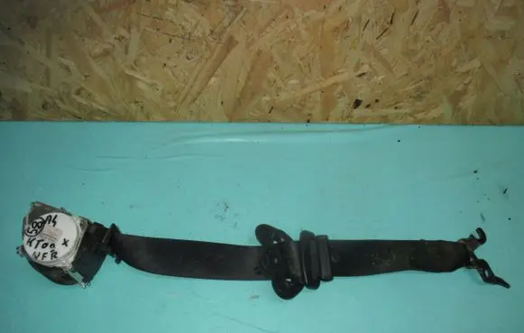 BMW 1 E81 E87 Front seatbelt S19117219