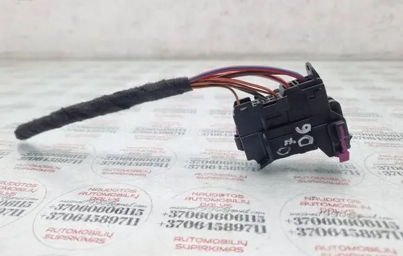 Audi Q7 4L Rear door wiring loom 8E0972701