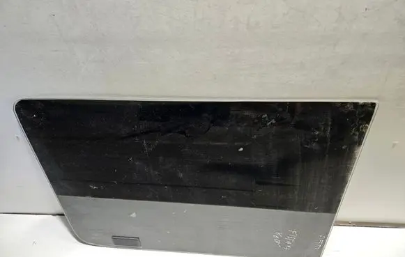 Ford Courier Rear side window 43R000042