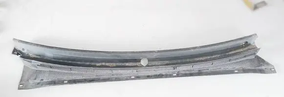 Mazda BT-50 Wiper trim UR7950790
