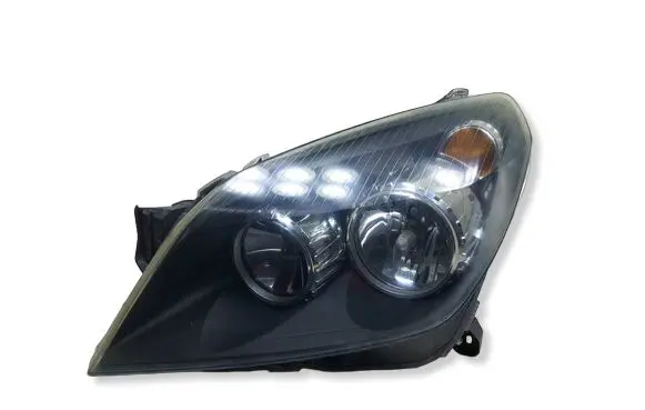 Opel Astra H Headlight/headlamp 151189KASACJA 151189