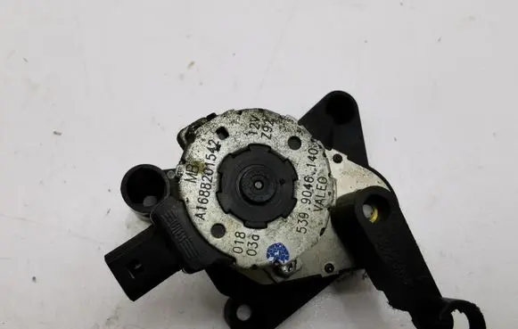 Mercedes-Benz A W168 Intake manifold valve actuator/motor A1688201542
