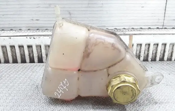 Mazda 2 Coolant expansion tank/reservoir 3S618K218AB