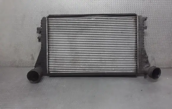 Skoda Octavia Mk2 (1Z) Intercooler radiator