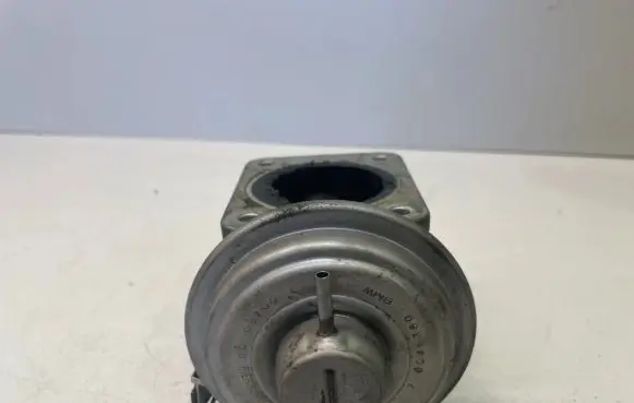 BMW 5 E60 E61 EGR valve 7804380