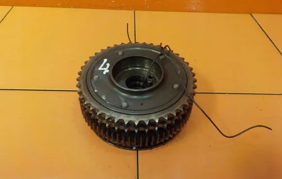 Mercedes-Benz R W251 Timing chain sprocket 2720501708 272 967