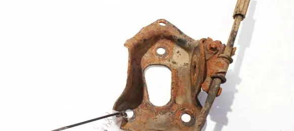 Fiat Grande Punto Bracket in trunk/boot 