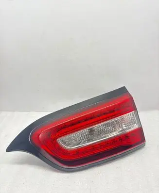 Tailgate rear/tail lights