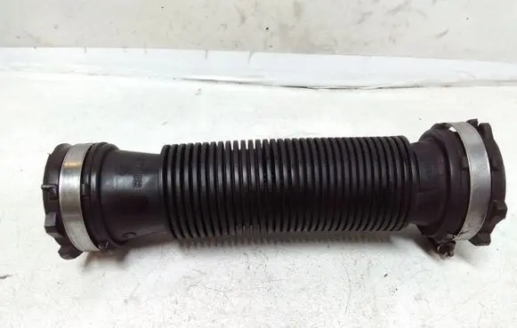 Nissan Juke I F15 Intercooler hose/pipe 8200721179