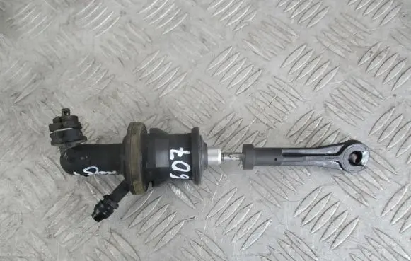 Peugeot 607 Clutch slave cylinder 