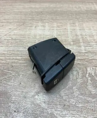 BMW 5 E60 E61 Hazard light switch 6919506