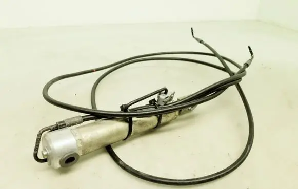 BMW 6 E63 E64 Convertible roof main ram cylinder 