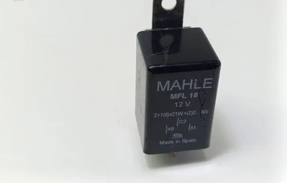 Audi A6 S6 C4 4A Other relay