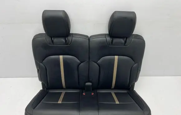 Seat set